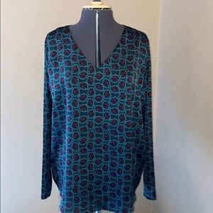 Simply Styled women’s silky dress blouse size XL